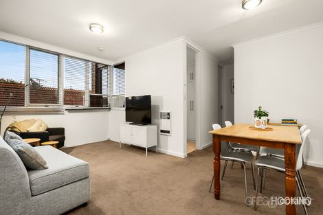 Property photo of 11/140 Kerferd Road Albert Park VIC 3206