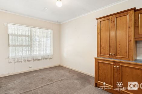 Property photo of 42 Helen Terrace Valley View SA 5093