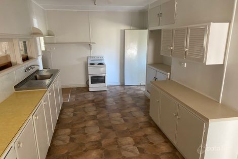 91 Burrowes St, Surat, QLD 4417