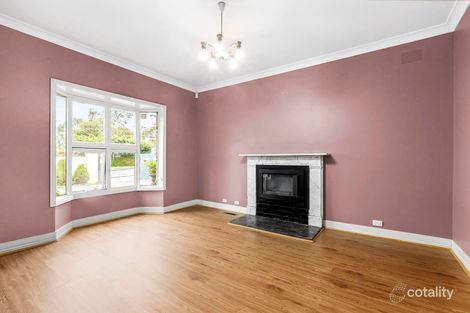 Property photo of 383 Elgar Road Mont Albert VIC 3127