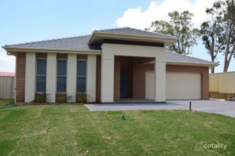 13 Wilton Dr, East Maitland, NSW 2323