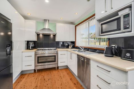 Property photo of 28 Ferraby Drive Metford NSW 2323