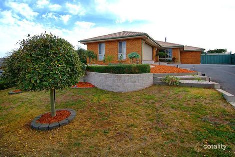 Property photo of 68 Roulston Way Wallan VIC 3756