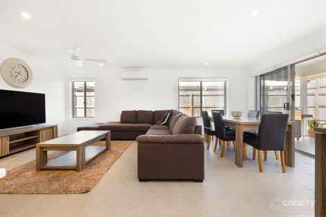 Property photo of 13 Chambers Ridge Boulevard Park Ridge QLD 4125