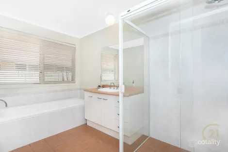 Property photo of 76 Kirralee Crescent Upper Kedron QLD 4055