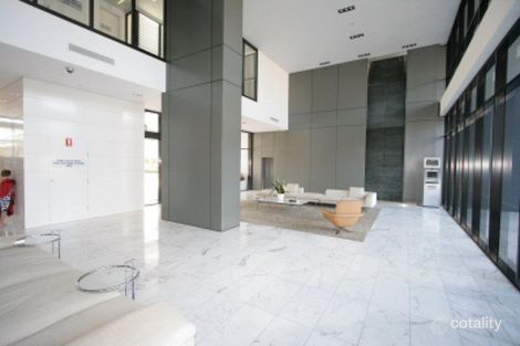 Property photo of 302/14 George Avenue Broadbeach QLD 4218