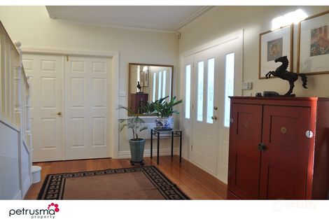 Property photo of 60 Rialannah Road Mount Nelson TAS 7007