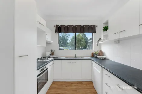 Property photo of 27 Old Gosford Road Wamberal NSW 2260