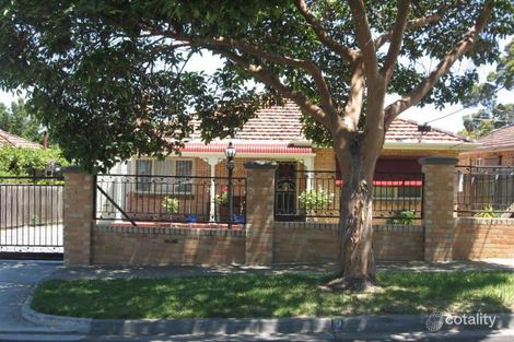 Property photo of 9 Alpine Grove Pascoe Vale VIC 3044