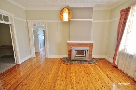 Property photo of 5 Brock Street Young NSW 2594