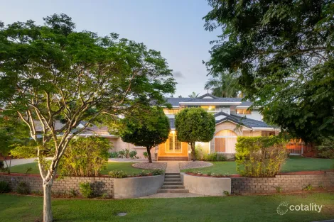 Property photo of 7 Cassatt Place Forest Lake QLD 4078