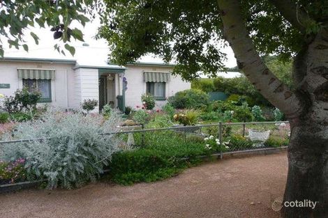 2 Tenth St, Snowtown, SA 5520