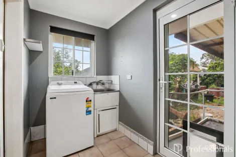 Property photo of 4 Byford Drive Byford WA 6122