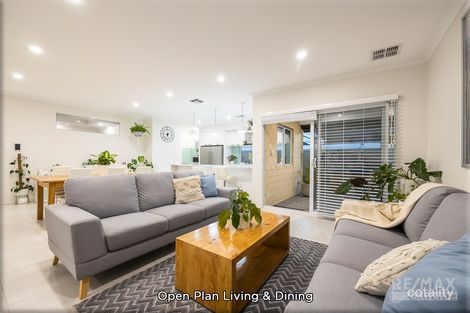 Property photo of 70 Vanderlin Crescent Ridgewood WA 6030