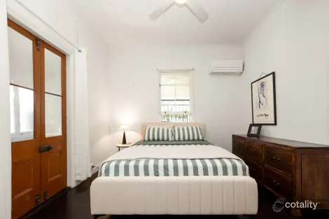 Property photo of 32 Windsor Road Red Hill QLD 4059