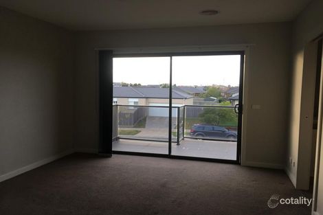 Property photo of 41 Bridlepath Drive Truganina VIC 3029