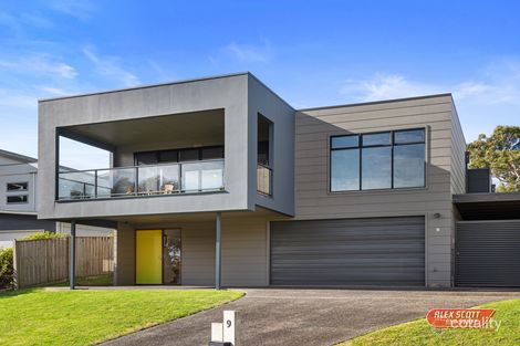9 Seagrove Way, Cowes, VIC 3922