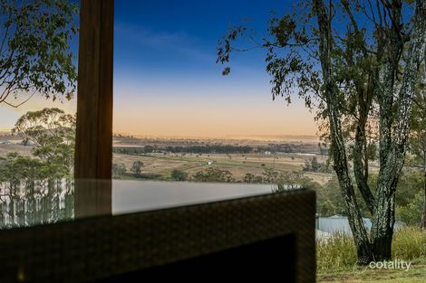 Property photo of 37 Hamblin Court Mount Rascal QLD 4350