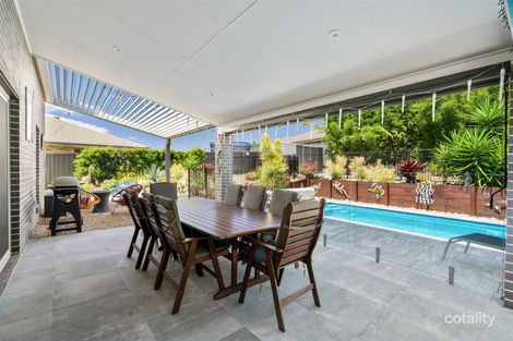 Property photo of 20 Rein Drive Wadalba NSW 2259