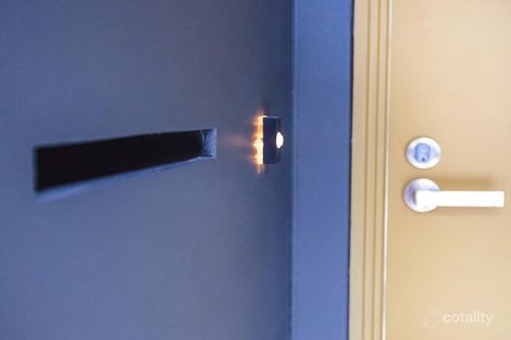 Property photo of 25 Sharp Circuit Mill Park VIC 3082