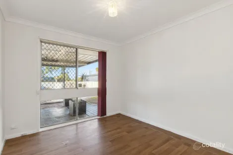 Property photo of 18 Binstead Court Koondoola WA 6064