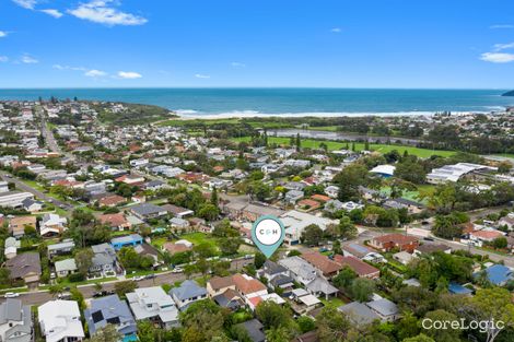Property photo of 26 Playfair Road North Curl Curl NSW 2099