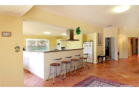 Property photo of 6 Silvertop Close Lynbrook VIC 3975