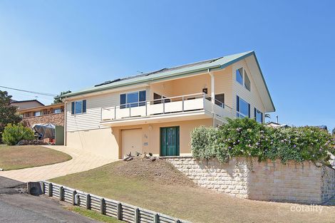 Property photo of 24 Kipling Drive Bateau Bay NSW 2261