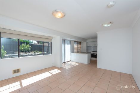 Property photo of 18 Dolphin Way Beldon WA 6027