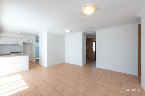 Property photo of 18 Dolphin Way Beldon WA 6027