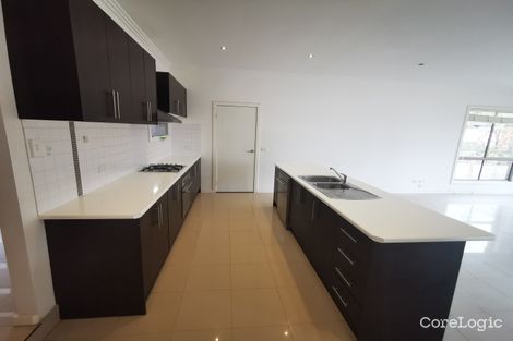 Property photo of 22 Eagleview Way Craigieburn VIC 3064