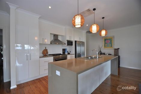 Property photo of 8 Harrison Place Dubbo NSW 2830