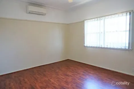 Property photo of 3 Alam Place Campbelltown NSW 2560
