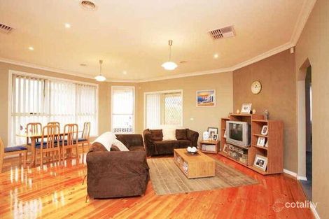 Property photo of 20 Magenta Court Sunshine West VIC 3020