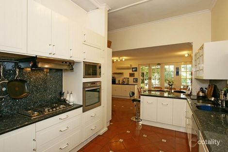 Property photo of 58 Doonan Road Nedlands WA 6009