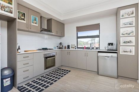 Property photo of 5/2 Scroop Way Spearwood WA 6163