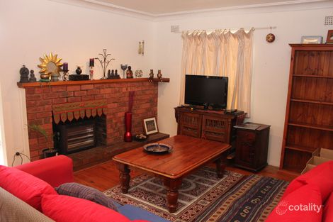 Property photo of 11 Orana Street Green Point NSW 2251