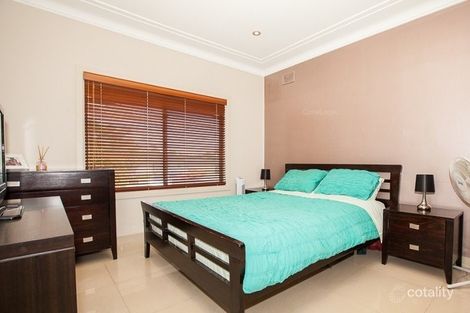 Property photo of 7 Flamingo Place Pendle Hill NSW 2145