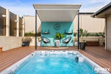Property photo of 10 Jessielea Street Wynnum West QLD 4178