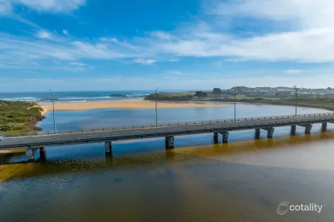 Property photo of 9 Robertson Street Peterborough VIC 3270