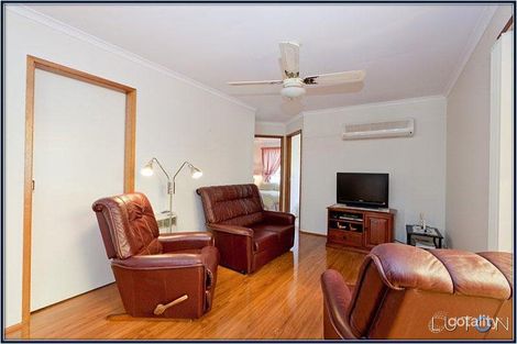 Property photo of 33 Crowder Circuit Stirling ACT 2611