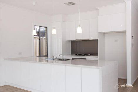 Property photo of 25B Dalkeith Avenue Dover Gardens SA 5048