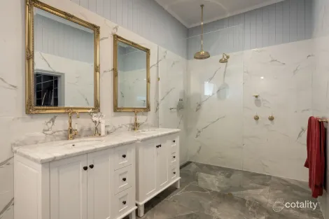 Property photo of 6 Aberdeen Terrace Gordon Park QLD 4031