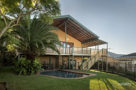 Property photo of 6 Aberdeen Terrace Gordon Park QLD 4031