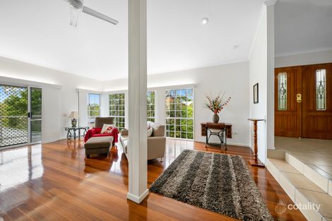 Property photo of 4 Moncrieff Court Mount Ommaney QLD 4074