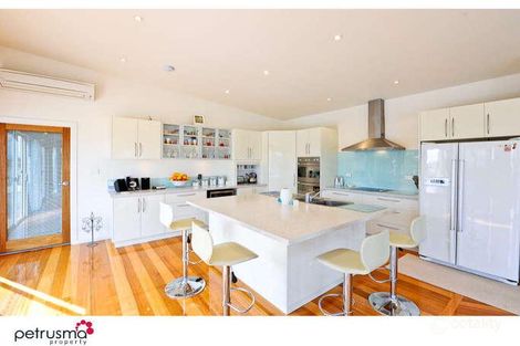 Property photo of 9 Kuneeamee Street Dodges Ferry TAS 7173