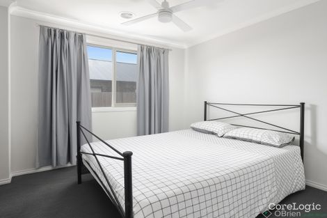 Property photo of 54 Grampian Boulevard Cowes VIC 3922