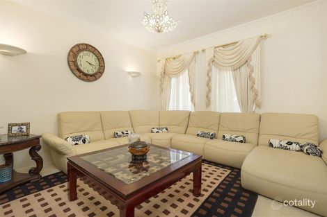 Property photo of 25 Tulloch Grove Glen Waverley VIC 3150