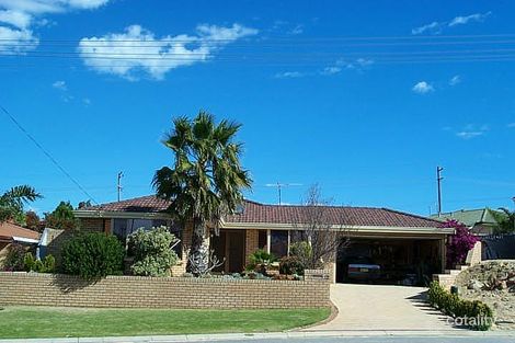 15 Tynemouth Cl, Merriwa, WA 6030