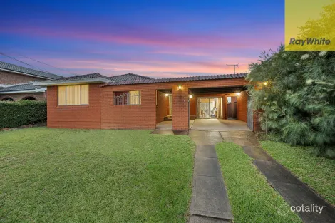 11 Hermies Ave, Milperra, NSW 2214